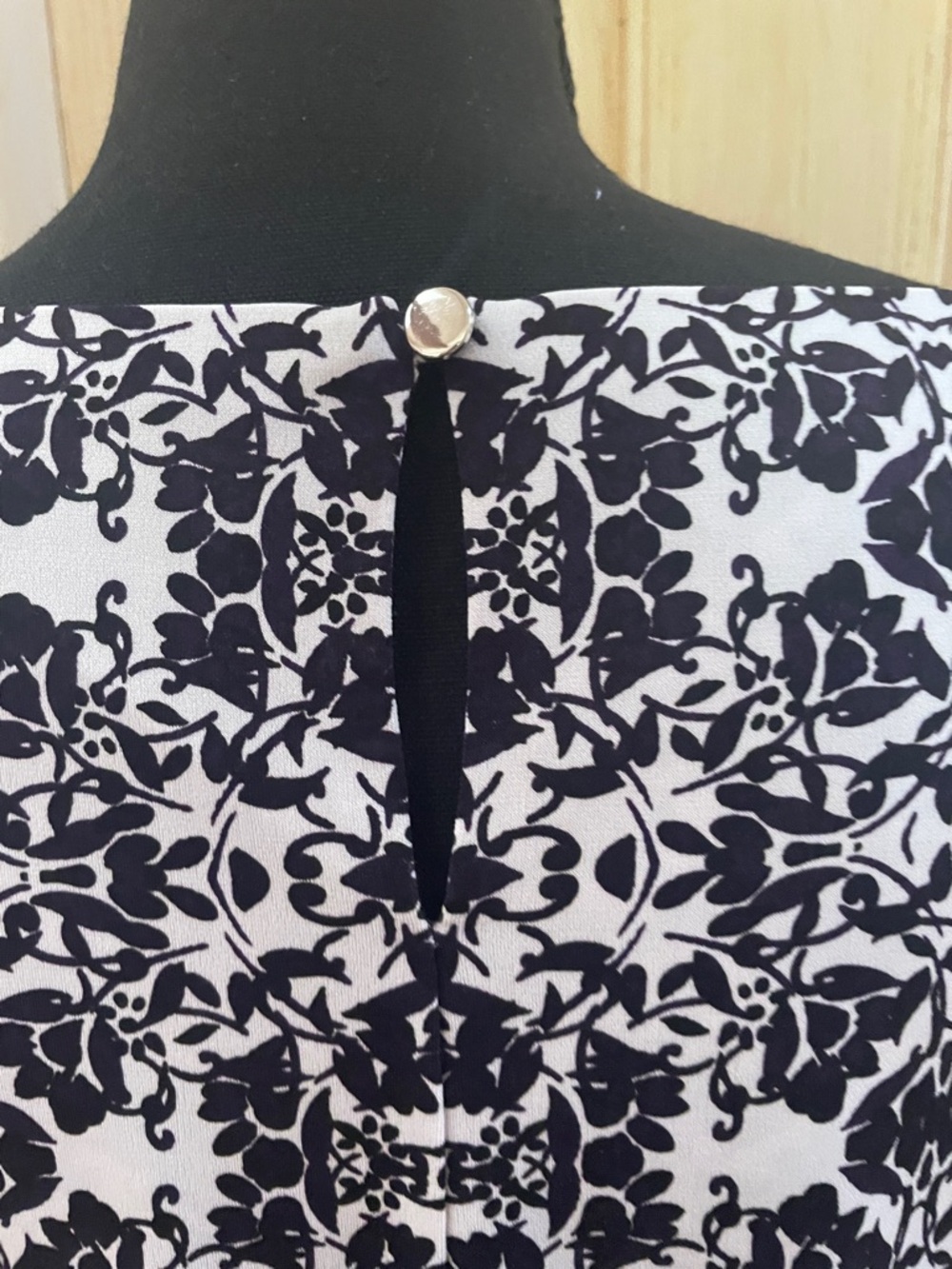 Calvin Klein shell - Picture 2 of 4